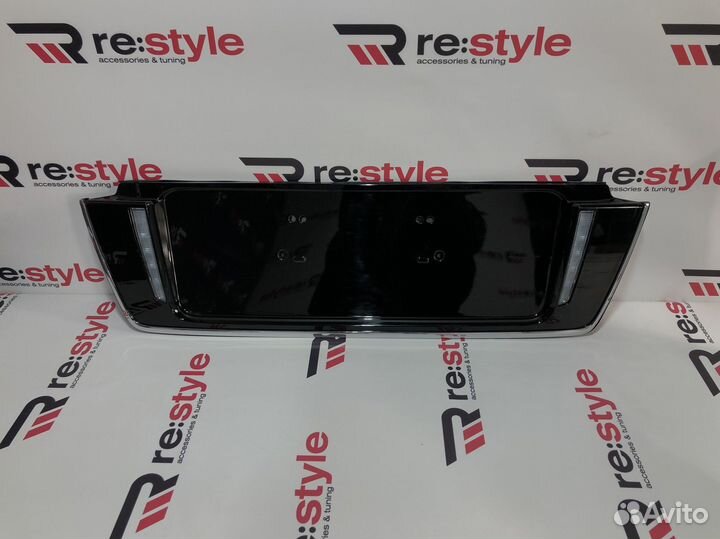 Накладка под номер Lexus LX570 с 2016 K1128