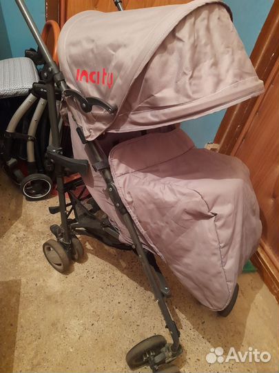 Прогулочная коляска трость