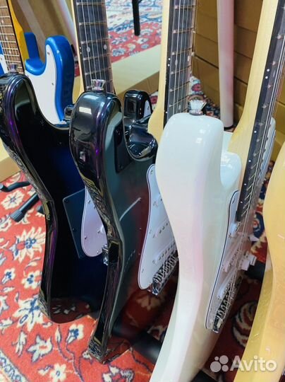 Электрогитара Новая для начинающих