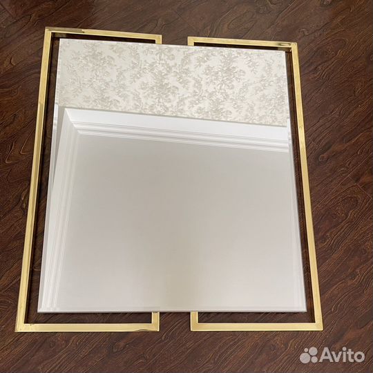 Зеркало в раме