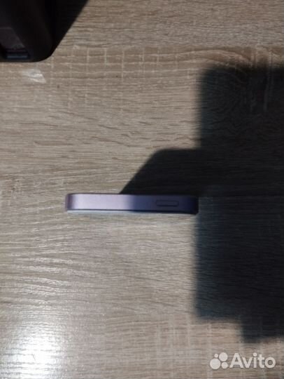 iPhone SE, 16 ГБ