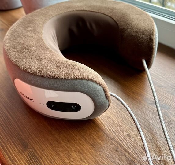 Массажер для шеи bork D602