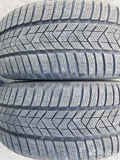 Pirelli Winter Sottozero 3 235/40 R19 20B