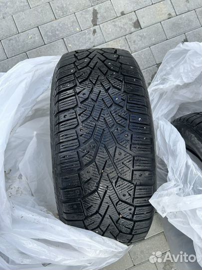 Gislaved NordFrost 100 215/55 R16 97T