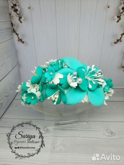 Ободок с цветами на выпускной