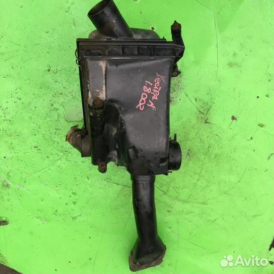 Корпус воздушного фильтра Опель Вектра А