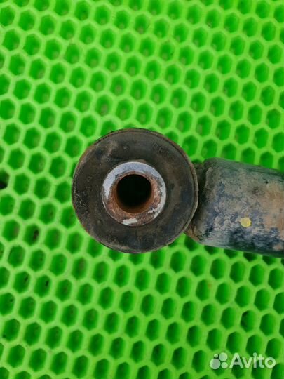 Амортизатор задний левый Ford Fusion хетчбек fxja