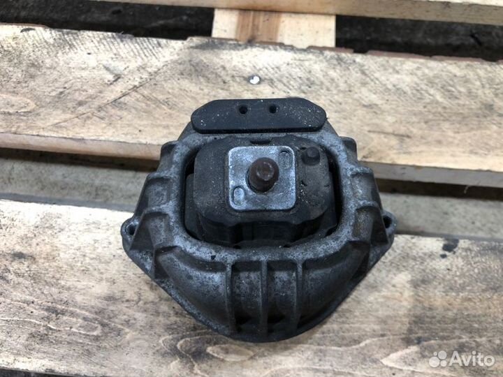 Подушка двигателя левая Bmw 3 E90 N46B20 2007