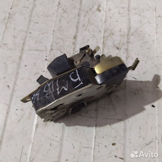 Замок багажника Bmw 3 седан 1.6 1997