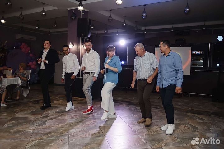 Ведущая/Тамада на праздник (свадьба, корпоративы.)