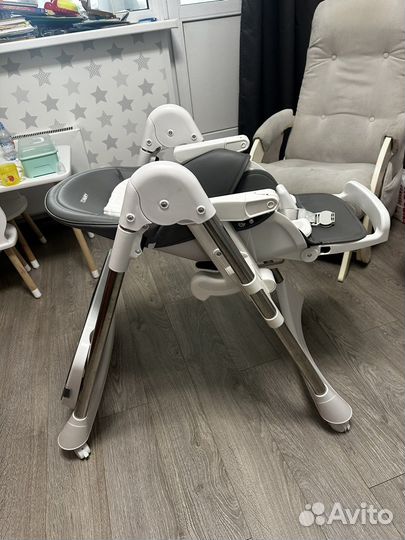 Стульчик для кормления Tommy Bon appetit