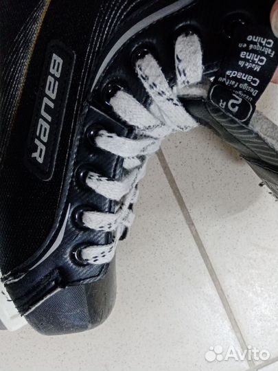 Хоккейные коньки bauer