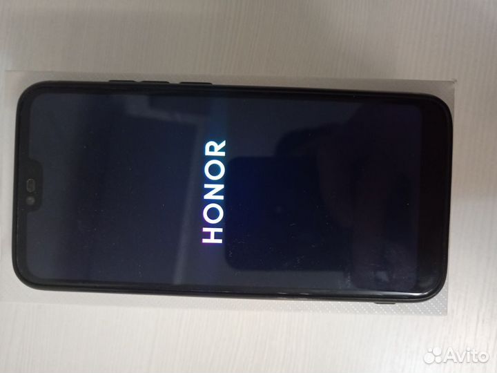 HONOR 10, 4/64 ГБ