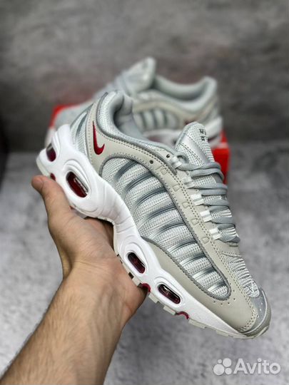 Удобные Nike Air Max Tailwind