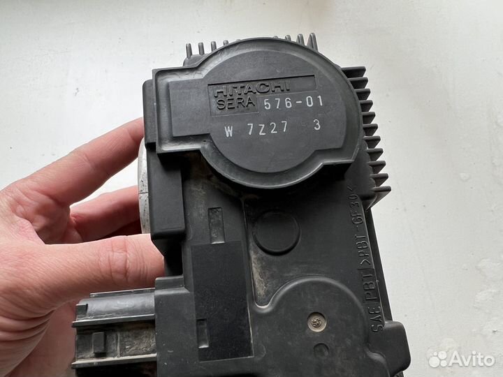 Дроссельная заслонка Nissan Murano