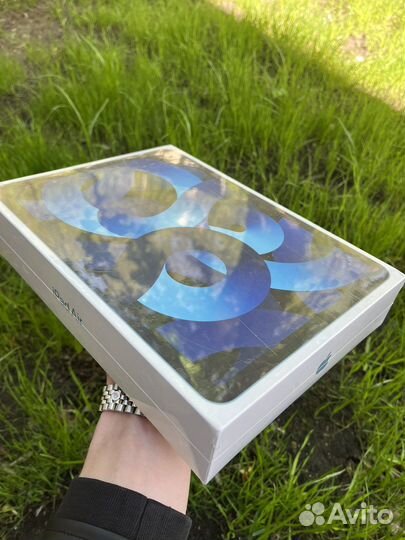 Планшет iPad Air 5 Wi-fi новый