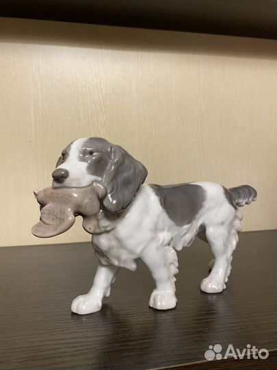 Статуэтка фарфор 