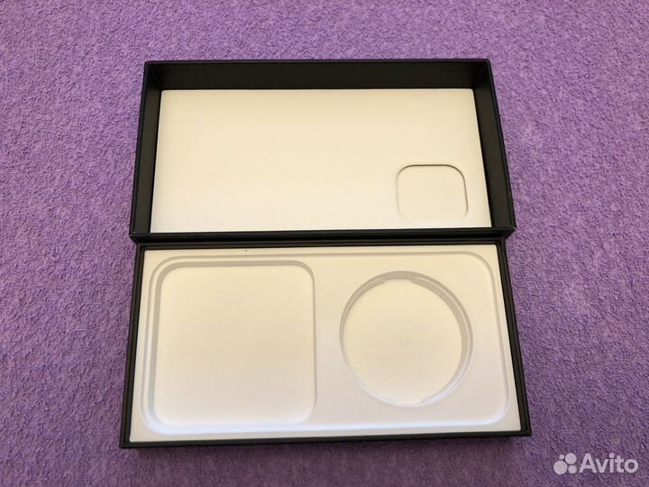 Коробка iPhone 12 pro max