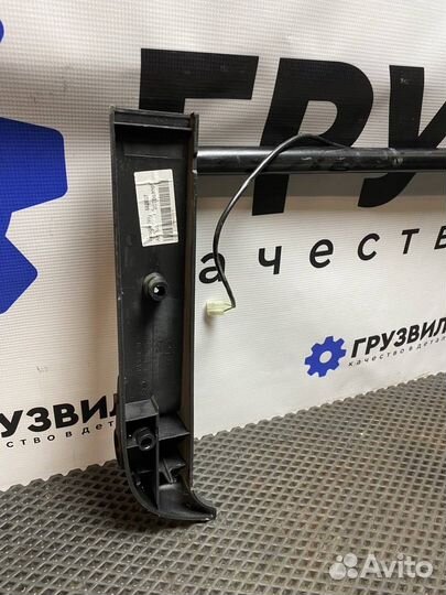 Кронштейн зеркала кабины правый Renault Premium