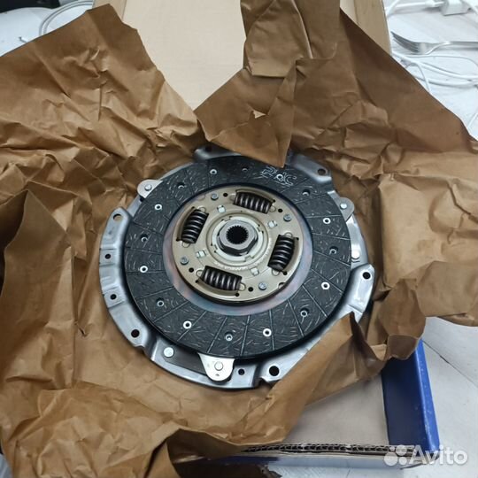 Корзина сцепления с диском для daewoo nexia 1.6