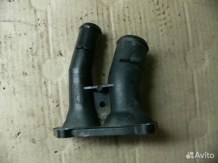 Крышка термостата ford Focus III 2011-2019