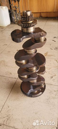 Коленчатый вал MR20