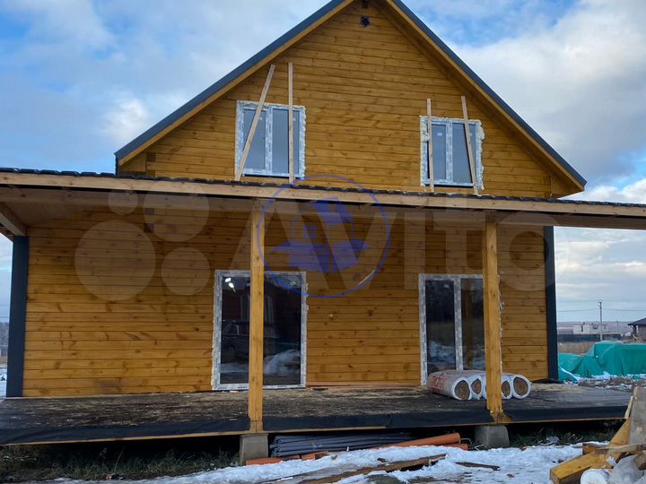 Дом 158 м² на участке 4 сот.