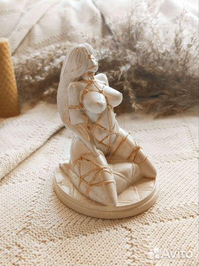 Статуэтка девушка Шибари