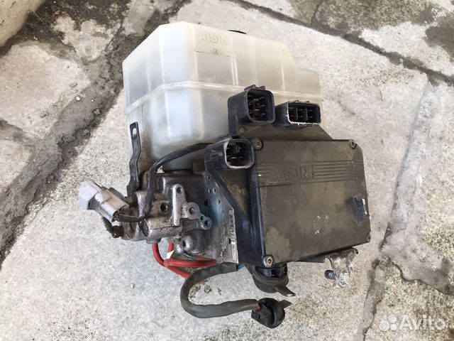 Тормозной цилиндр Toyota Land Cruiser 100