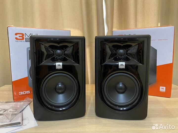 Студийные мониторы JBL 305P MkII