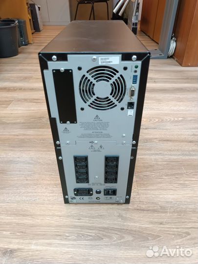 Бп APC Smart-UPS 2200