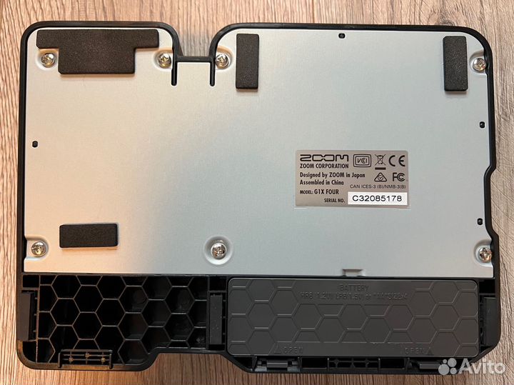 Гитарный процессор Zoom G1X four