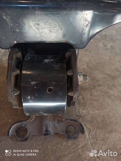 Опора Подушка двигателя асх1.6