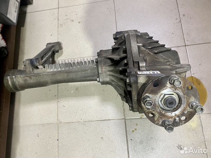 Редуктор переднего моста Toyota land cruiser 200