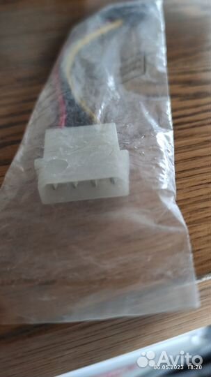 Новый переходник питания Molex - SATA 15pin