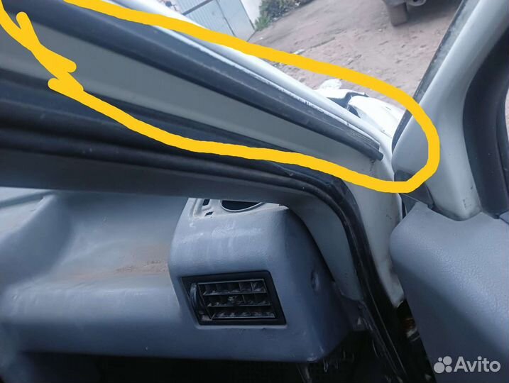 Уплотнители дверей Transporter T4