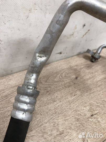 Трубка кондиционера Opel Insignia 13220111