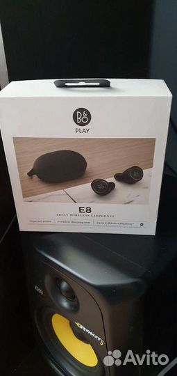 Bang&olufsen beoplay e8