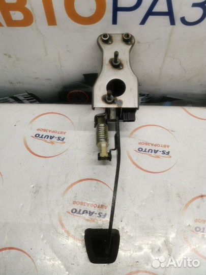 Педаль тормоза Ssangyong Action New 2.0 дизель