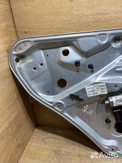 Стеклоподъемник задний левый VW Passat B5+ C110