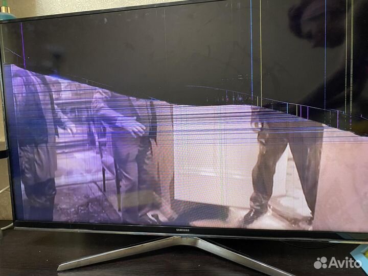 Телевизор разбит