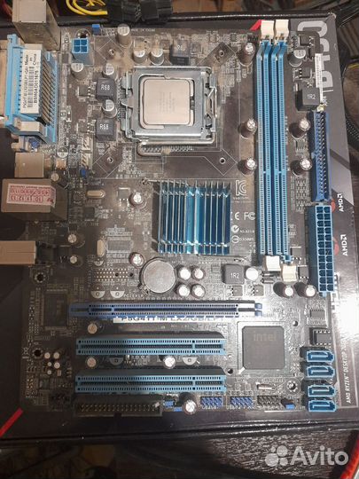 Материнская плата с процессором