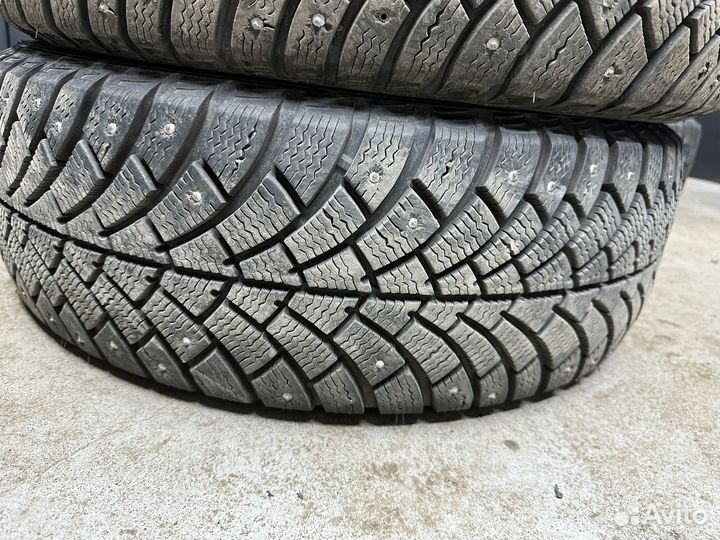 Bfgoodrich G-Force Stud 215/65 R16