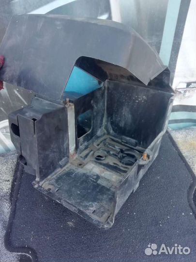 Площадка под акб Ford Focus ll