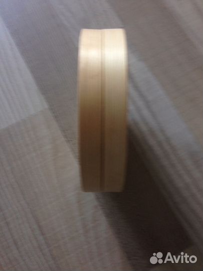 Шкатулка плетеная новая диам.20,5 см, высота 4,5см