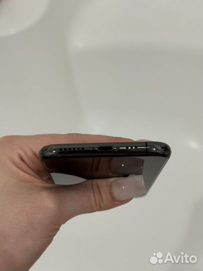 iPhone 11 Pro, 256 ГБ
