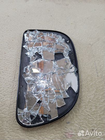 Зеркало автомобильное