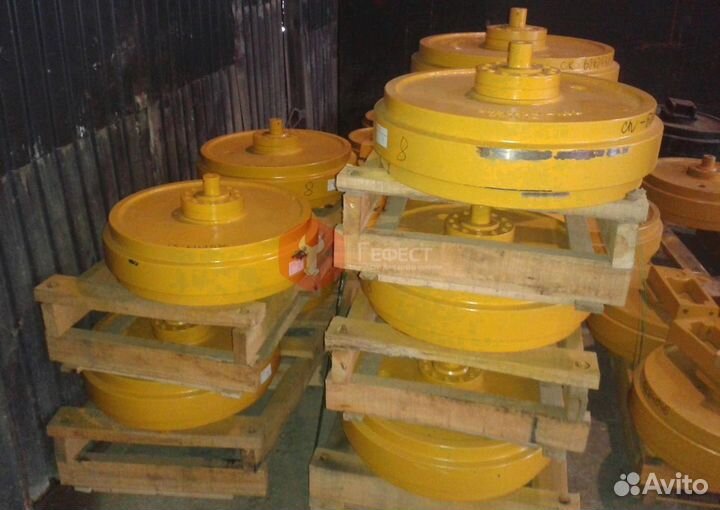 Ленивец Komatsu PC200LC-7