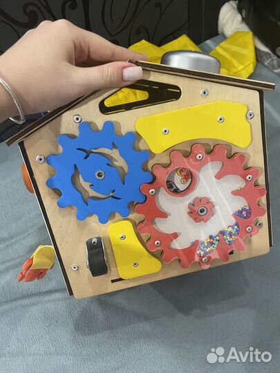 Бизиборд бизидом