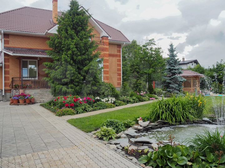 Дом 312,3 м² на участке 15 сот.